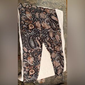 SHEIN Curve Paisley Print Leggings